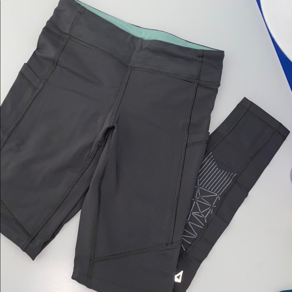 ivivva leggings - lululemon kids sizes